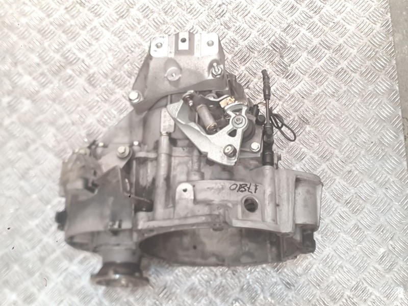 Recambio de caja cambios para audi a3 (8l1) 1.9 tdi referencia OEM IAM DRW 02M300046HV 02M300046HX