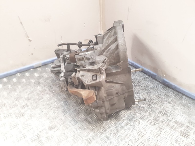 Recambio de caja cambios para alfa romeo 147 (937_) 1.6 16v t.spark eco (937.axa1a, 937.bxa1a) referencia OEM IAM 55201081  