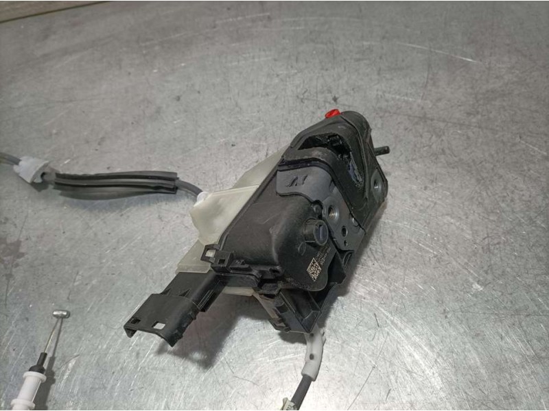 Recambio de cerradura puerta trasera derecha para peugeot 208 (p2) allure referencia OEM IAM 444128 SEM1A006454 ELECTRICA