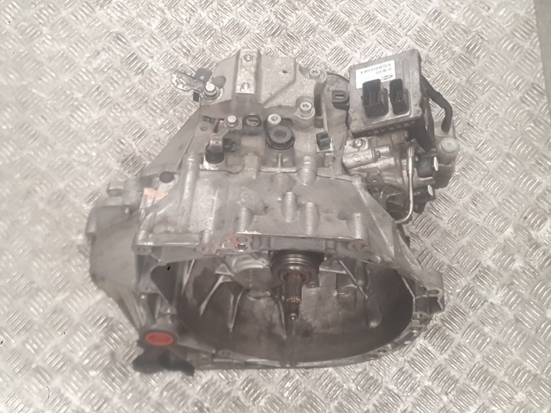 Recambio de caja cambios para citroën c4 cactus 1.6 hdi 90 referencia OEM IAM 20DR20 2232W9 2231V2