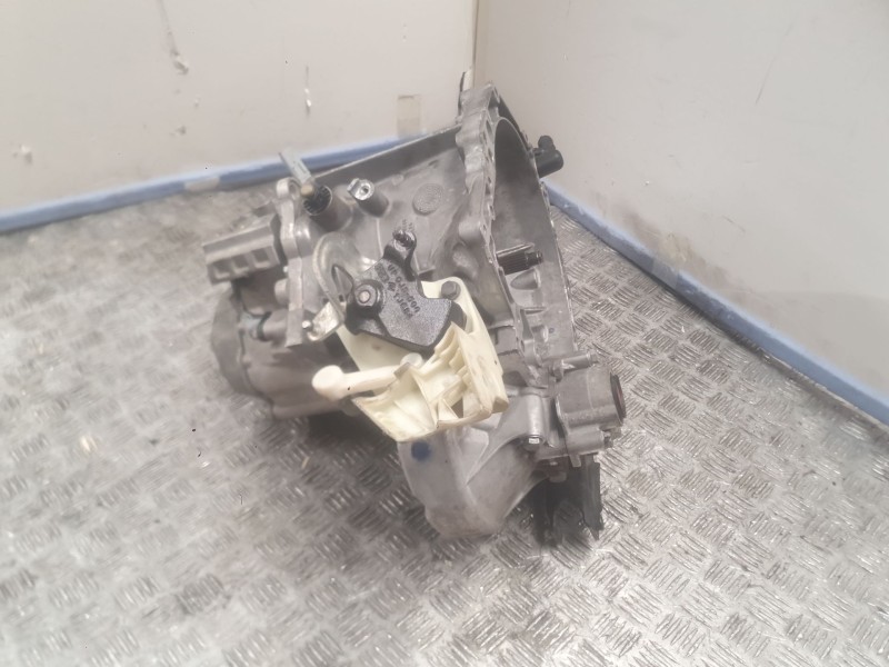 Recambio de caja cambios para peugeot 2008 i (cu_) 1.2 thp 110 / puretech 110 referencia OEM IAM 20ET29 9870410 