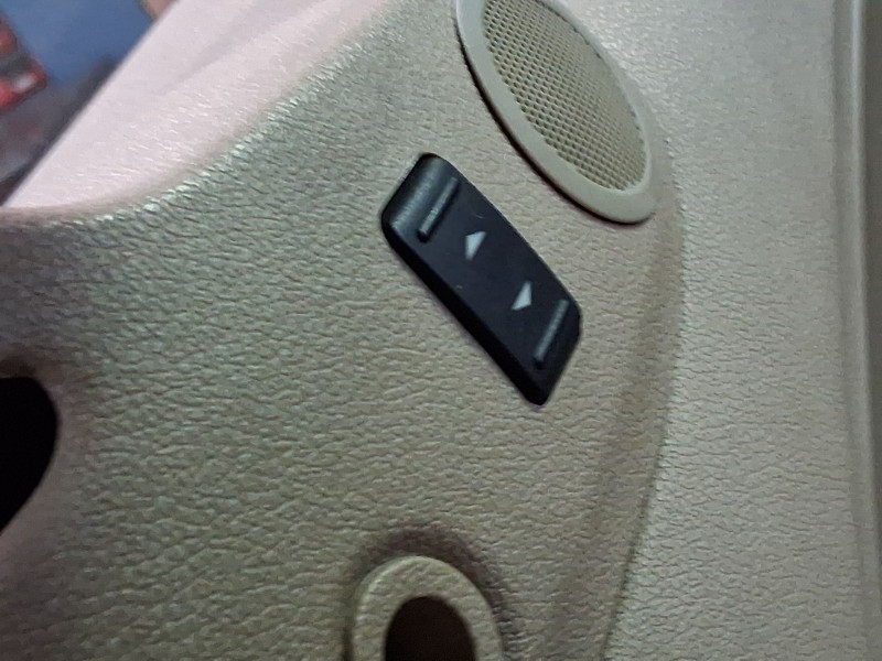Recambio de mando elevalunas trasero derecho para ford focus ii descapotable 2.0 referencia OEM IAM   