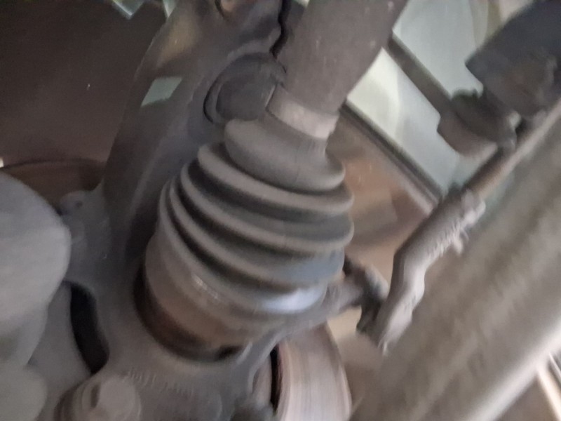 Recambio de transmision delantera derecha para ford focus ii descapotable 2.0 referencia OEM IAM 1685795  