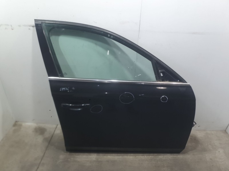 Recambio de puerta delantera derecha para audi a4 b8 avant (8k5) 2.7 tdi referencia OEM IAM 8K0831052J  