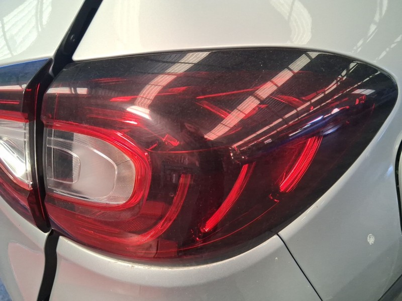 Recambio de piloto trasero derecho exterior para renault captur i (j5_, h5_) 1.5 dci 90 referencia OEM IAM 265509762R  