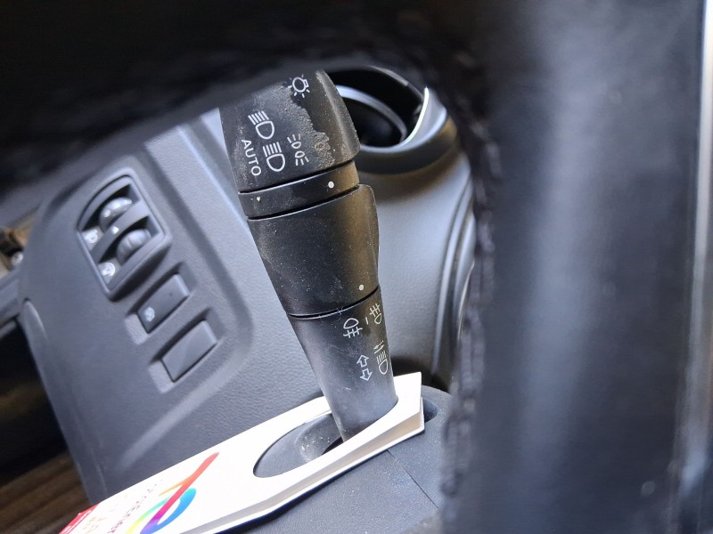 Recambio de mando luces y limpia para renault captur i (j5_, h5_) 1.5 dci 90 referencia OEM IAM 8201167992  8201168016