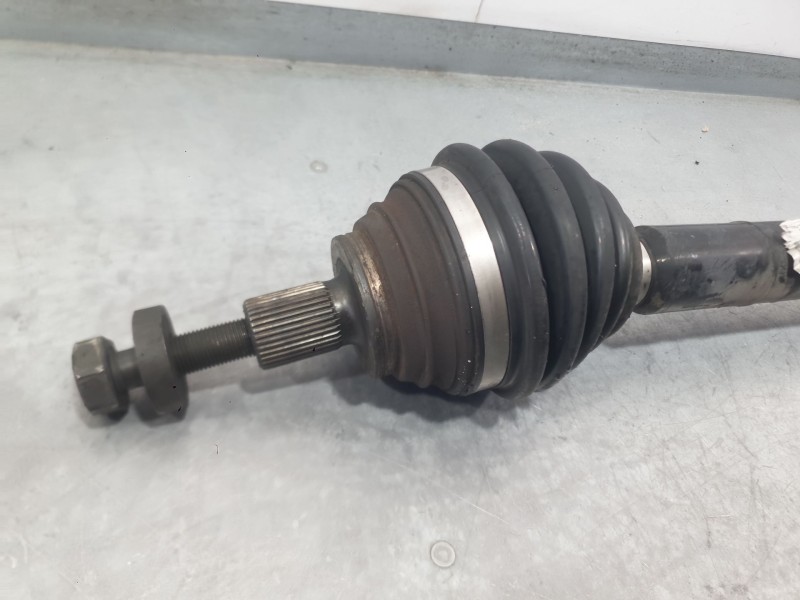 Recambio de transmision delantera derecha para volkswagen golf v (1k1) 1.6 fsi referencia OEM IAM 1K0407272MF  