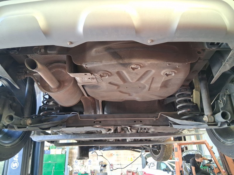 Recambio de puente trasero para renault captur i (j5_, h5_) 1.5 dci 90 referencia OEM IAM 554001422R TAMBOR C/ABS Y 4 TORNILLOS 