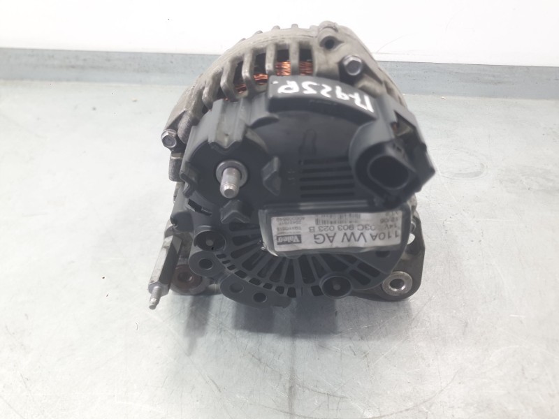 Recambio de alternador para volkswagen golf v (1k1) 1.6 fsi referencia OEM IAM 03C903023B  