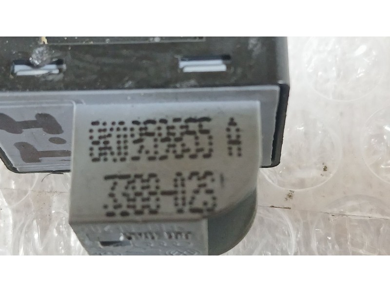 Recambio de mando elevalunas trasero izquierdo para audi a4 b8 avant (8k5) 2.7 tdi referencia OEM IAM 8K0959855AV10  