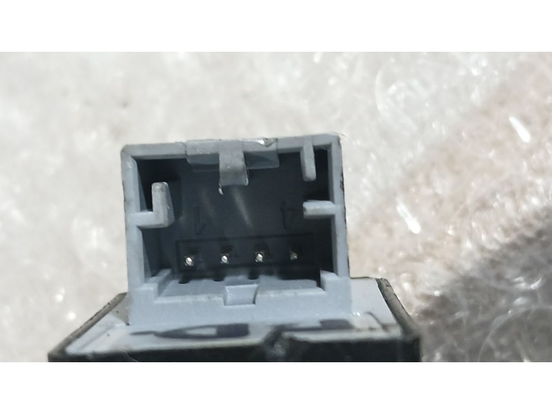 Recambio de mando elevalunas trasero derecho para audi a4 b8 avant (8k5) 2.7 tdi referencia OEM IAM 8K0959855AV10  