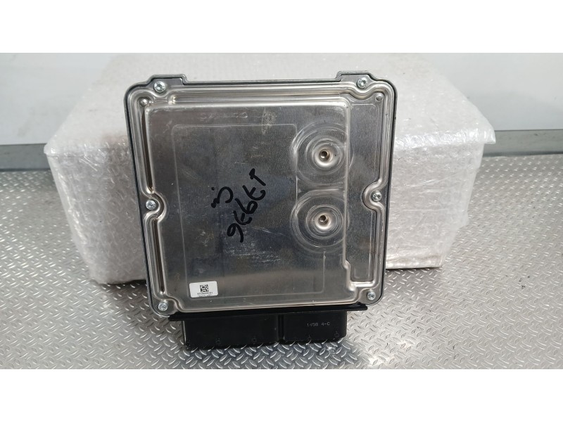 Recambio de centralita motor uce para audi a4 b8 avant (8k5) 2.7 tdi referencia OEM IAM 8K1907401K  