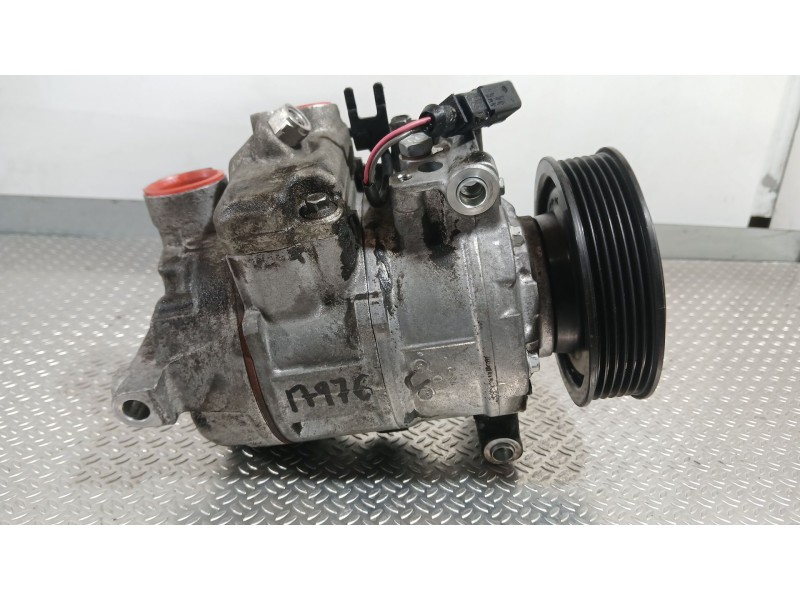 Recambio de compresor aire acondicionado para audi a4 b8 avant (8k5) 2.7 tdi referencia OEM IAM 8K0260805J  