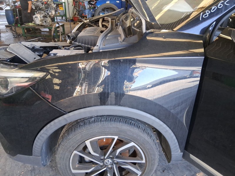 Recambio de aleta delantera izquierda para mg zs suv (azs1) 1.5 vti referencia OEM IAM 10292951SEPP  