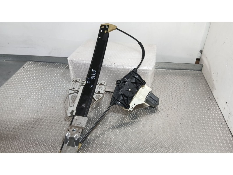 Recambio de elevalunas trasero izquierdo para audi a4 b8 avant (8k5) 2.7 tdi referencia OEM IAM 8K0839461  