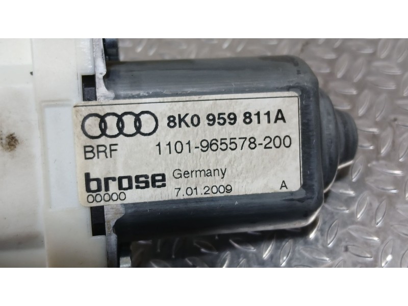 Recambio de elevalunas trasero izquierdo para audi a4 b8 avant (8k5) 2.7 tdi referencia OEM IAM 8K0839461  