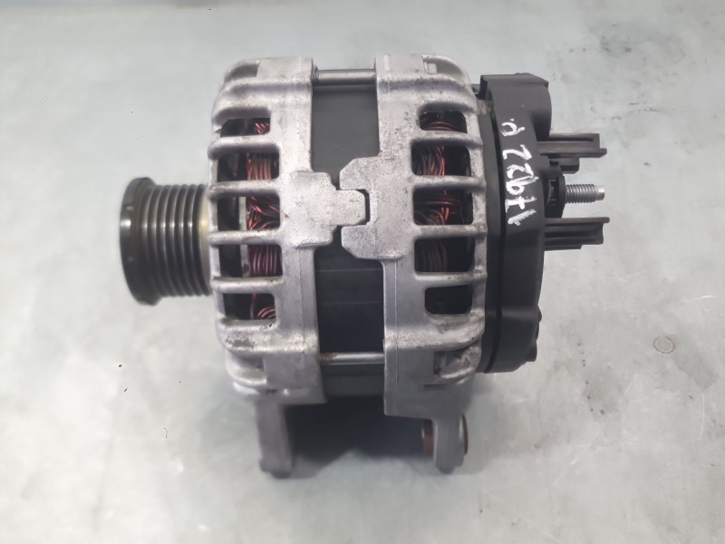 Recambio de alternador para nissan x-trail iii (t32_, t32r, t32rr) 2.0 dci (t32) referencia OEM IAM 231004BE0B  