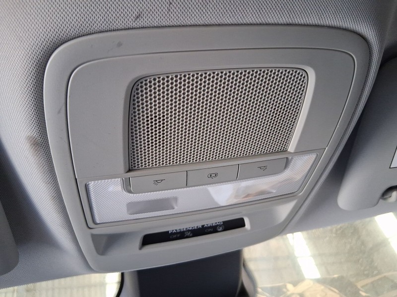 Recambio de luz interior para mg zs suv (azs1) 1.5 vti referencia OEM IAM 10504329ASA  