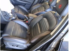 ASIENTO DELANTERO IZQUIERDO 