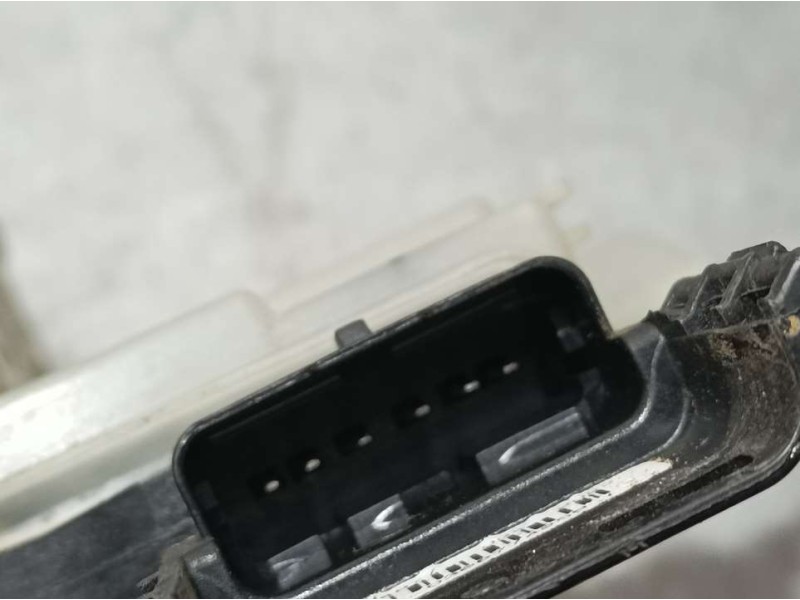 Recambio de cerradura puerta trasera derecha para peugeot 208 (p2) allure referencia OEM IAM 444128 SEM1A006454 ELECTRICA