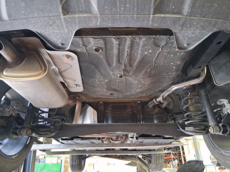 Recambio de puente trasero para mg zs suv (azs1) 1.5 vti referencia OEM IAM 11066668 DISCO C/ABS Y 5 TORNILLOS 