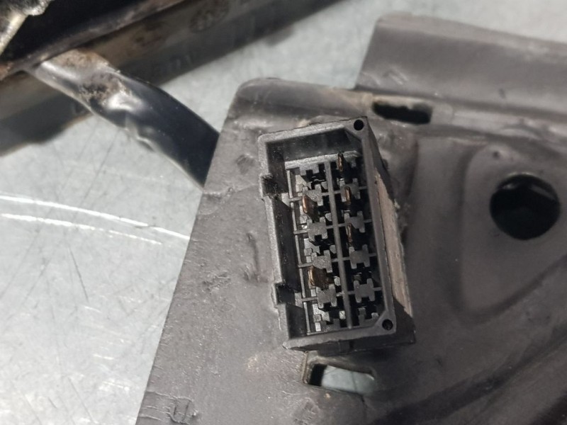 Recambio de retrovisor izquierdo para audi a3 (8l) 1.8 attraction referencia OEM IAM   ELECTRICO