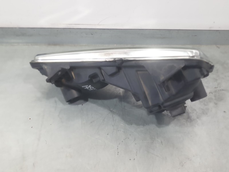 Recambio de faro antiniebla derecho para nissan x-trail iii (t32_, t32r, t32rr) 2.0 dci (t32) referencia OEM IAM 261508995A  