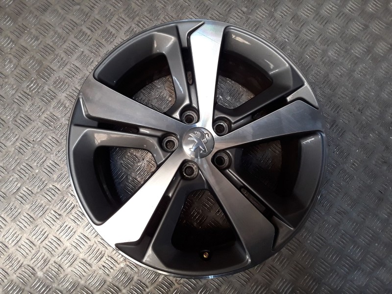 Recambio de llanta aluminio para peugeot 308 sw ii (lc_, lj_, lr_, lx_, l4_) 1.5 bluehdi 130 referencia OEM IAM 7.5X17 5 TORN ET