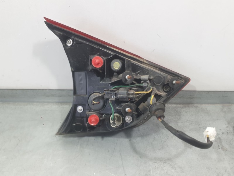 Recambio de piloto trasero derecho interior para nissan x-trail iii (t32_, t32r, t32rr) 2.0 dci (t32) referencia OEM IAM 265506F