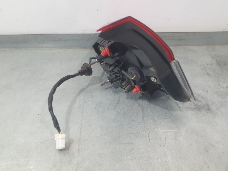 Recambio de piloto trasero izquierdo interior para nissan x-trail iii (t32_, t32r, t32rr) 2.0 dci (t32) referencia OEM IAM 26555