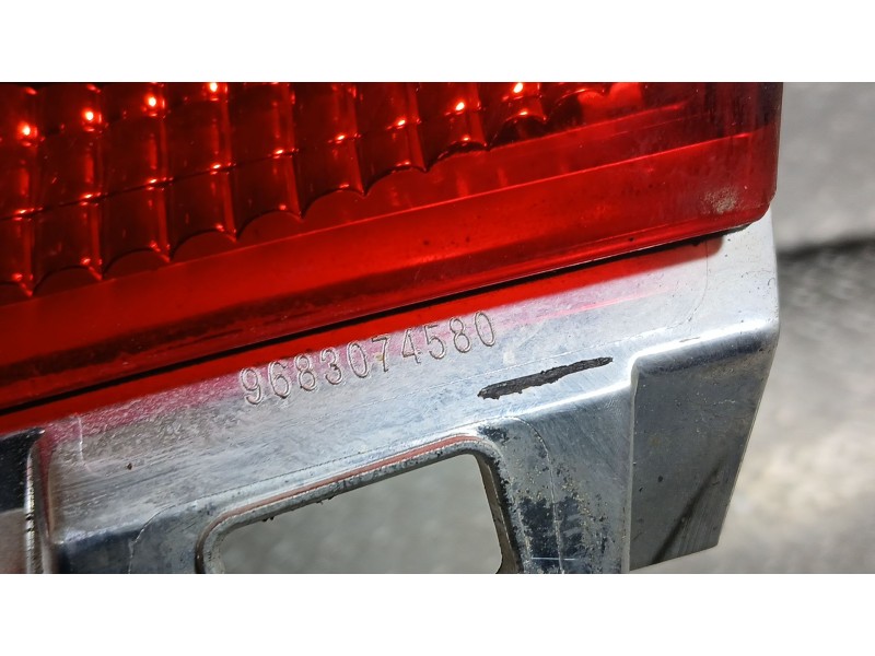 Recambio de piloto trasero izquierdo paragolpes para citroën c3 shine pack referencia OEM IAM   