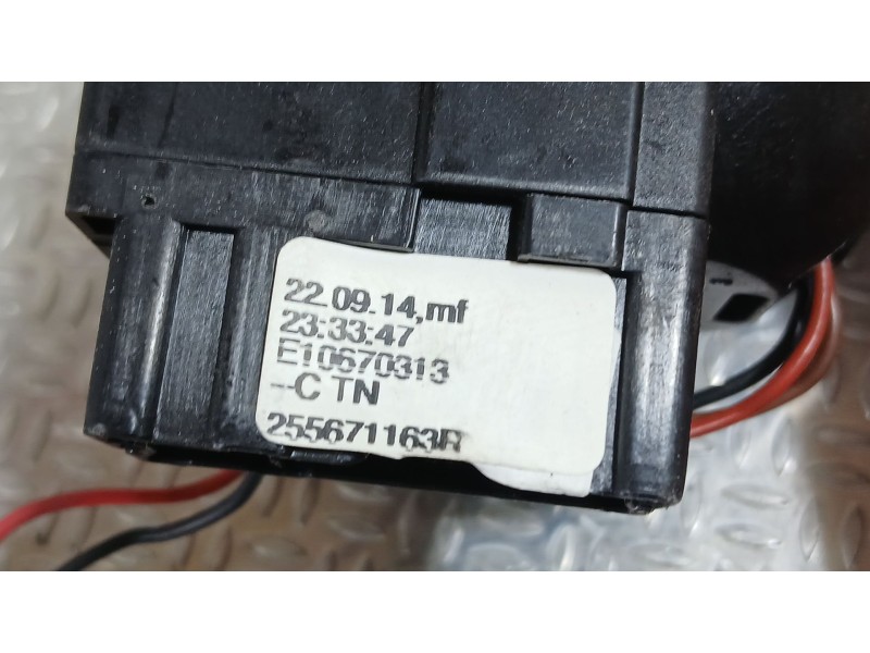 Recambio de mando luces para renault clio iv (bh_) 1.5 dci 75 referencia OEM IAM 251900567R  