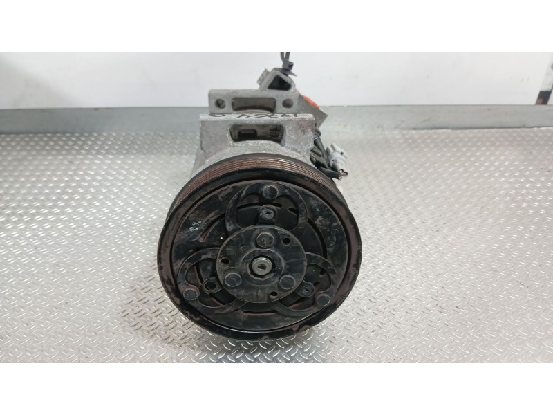 Recambio de compresor aire acondicionado para renault clio iv (bh_) 1.5 dci 75 referencia OEM IAM 926002352R 926008468R 