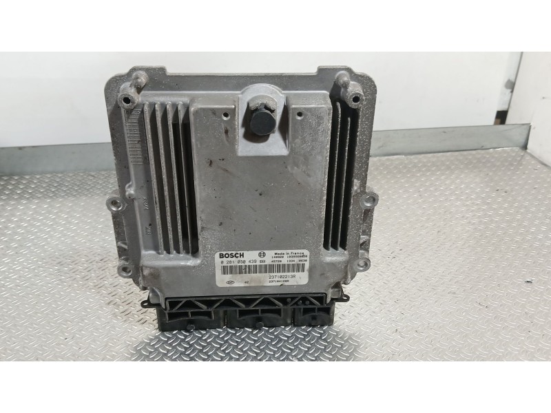 Recambio de centralita motor uce para renault clio iv (bh_) 1.5 dci 75 referencia OEM IAM 237104128R  