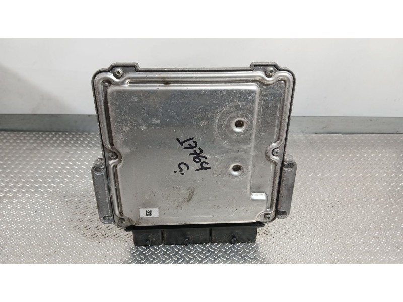 Recambio de centralita motor uce para renault clio iv (bh_) 1.5 dci 75 referencia OEM IAM 237104128R  