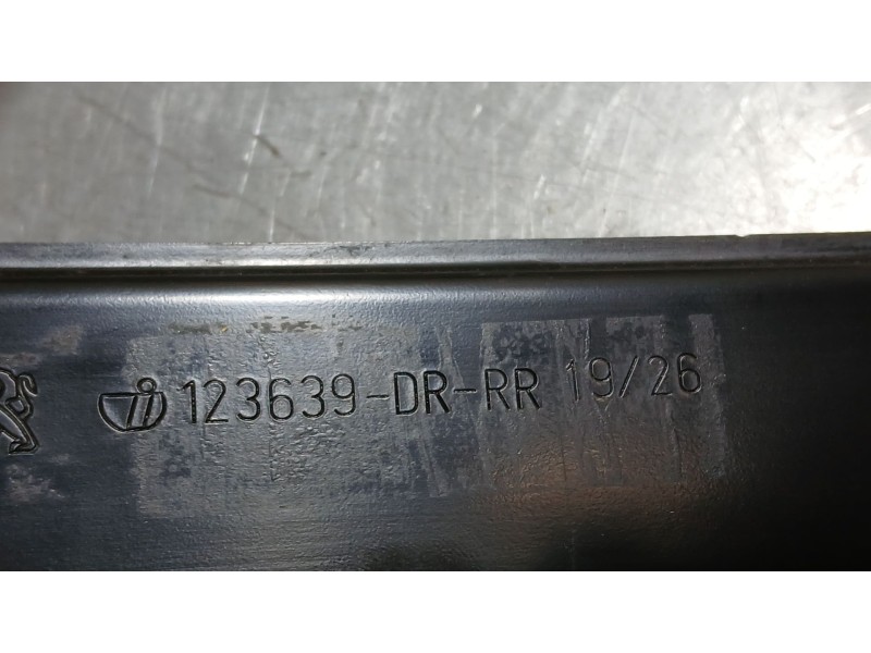 Recambio de elevalunas trasero derecho para peugeot 508 sw ii (fc_, fj_, f4_) 2.0 bluehdi 160 referencia OEM IAM 9827880280 ELEC