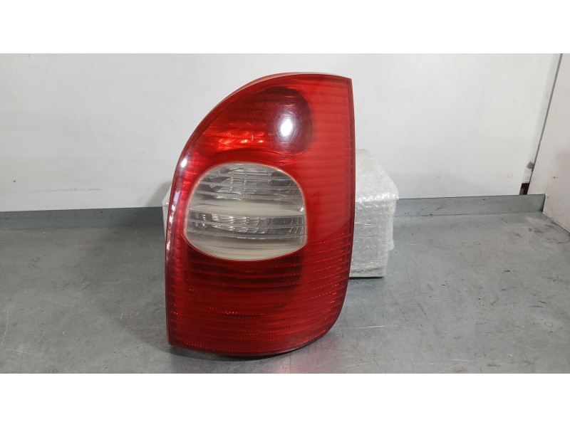 Recambio de piloto trasero derecho para citroën xsara picasso (n68) 2.0 hdi referencia OEM IAM 9660005780 VALEO ROZADO 6351N0