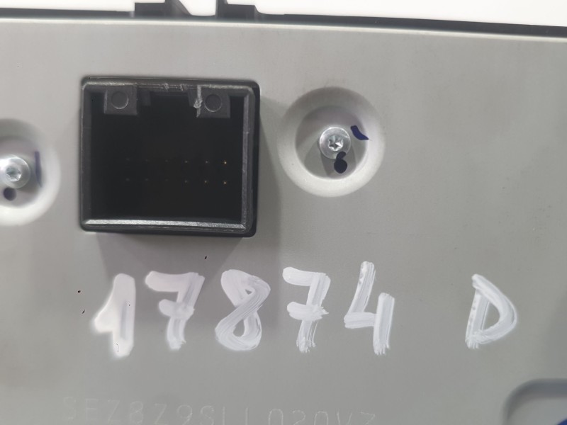 Recambio de sistema audio / radio para seat ibiza iv (6j5, 6p1) 1.2 tsi referencia OEM IAM   