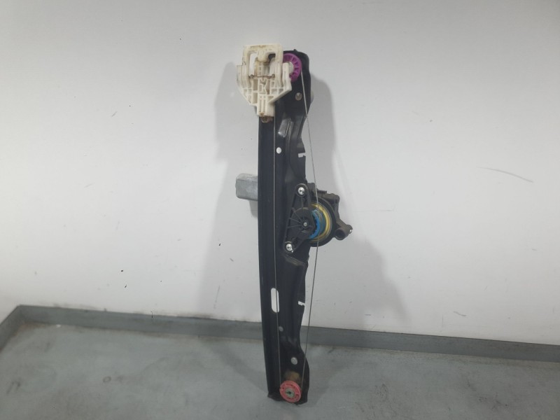 Recambio de elevalunas trasero derecho para bmw x1 (f48) sdrive 18 d referencia OEM IAM 13262410  