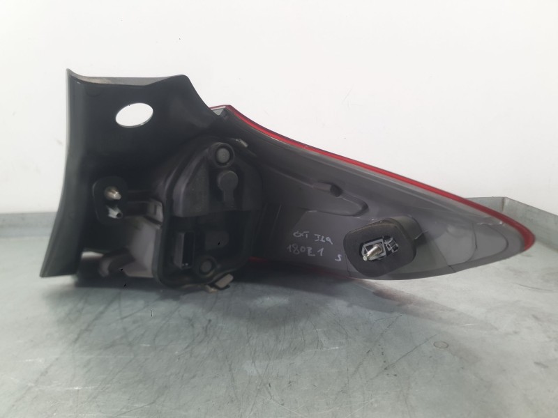 Recambio de piloto trasero izquierdo exterior para renault megane iii hatchback (bz0/1_, b3_) 1.5 dci referencia OEM IAM 2655500