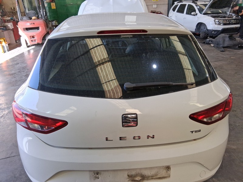 Recambio de porton trasero para seat leon (5f1) 1.4 tsi referencia OEM IAM 5F4827024  
