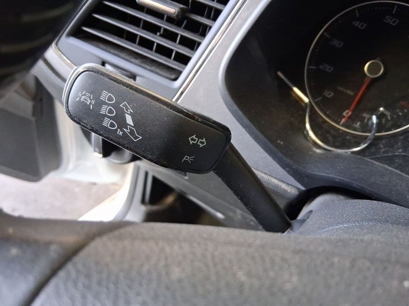 Recambio de mando luces y limpia para seat leon (5f1) 1.4 tsi referencia OEM IAM 5Q0953513AEIGI  