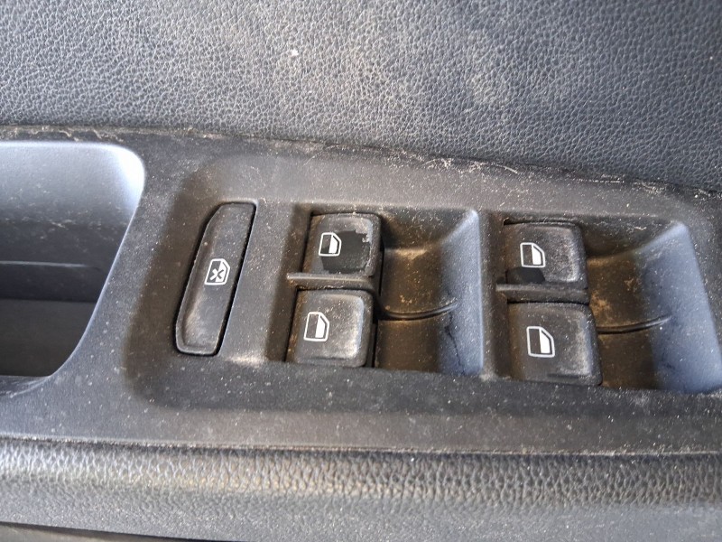 Recambio de mando elevalunas delantero izquierdo para seat leon (5f1) 1.4 tsi referencia OEM IAM 5G0959857GIHA  