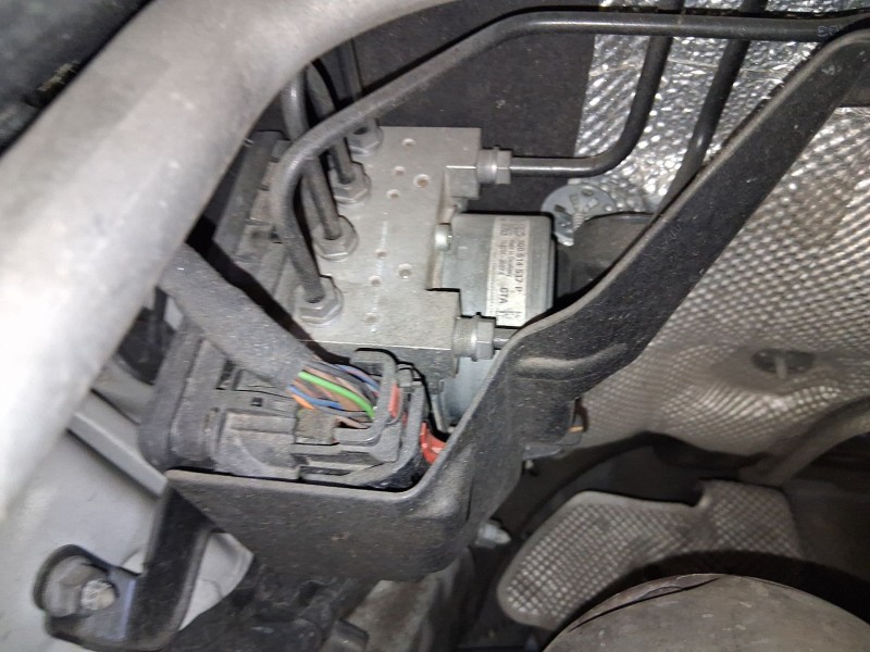 Recambio de abs para seat leon (5f1) 1.4 tsi referencia OEM IAM 5Q0614517BEF  