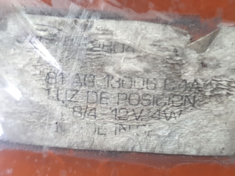 Recambio de faro derecho para ford escort berlina referencia OEM IAM   