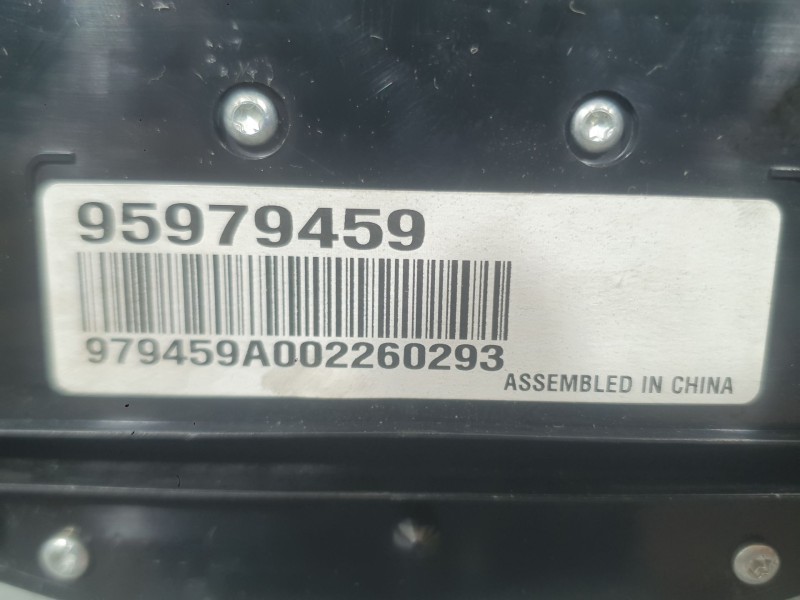 Recambio de mando radio para chevrolet cruze l referencia OEM IAM   