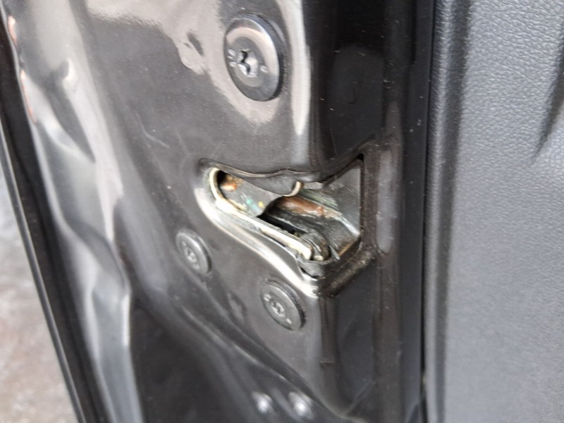 Recambio de cerradura puerta delantera izquierda para dacia duster (hs_) 1.2 tce 125 referencia OEM IAM 8200735227  