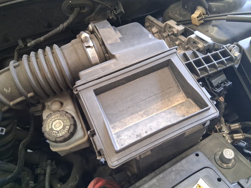 Recambio de carcasa filtro aire para dacia duster (hs_) 1.2 tce 125 referencia OEM IAM 165009775R  
