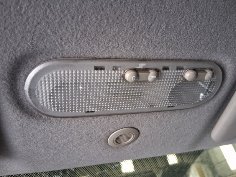 Recambio de luz interior para dacia duster (hs_) 1.2 tce 125 referencia OEM IAM 8200073231  