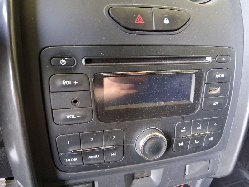 Recambio de sistema audio / radio cd para dacia duster (hs_) 1.2 tce 125 referencia OEM IAM   